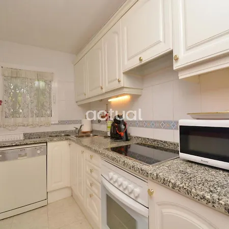 Mar D'aro Esc 2 Bajos B *