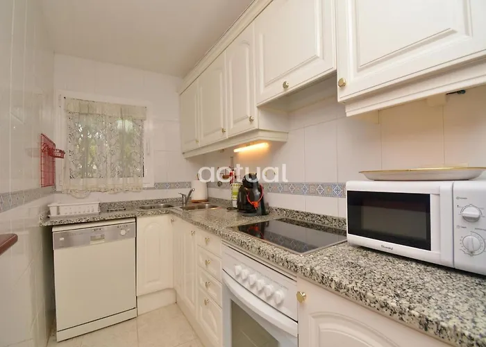 Mar D'aro Esc 2 Bajos B *